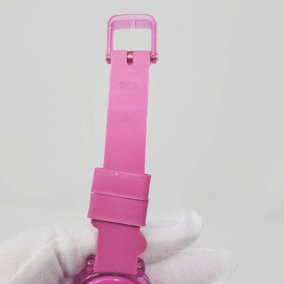 Vintage Disney Minnie Mouse Pink Hearts Watch - Picture 9 of 13